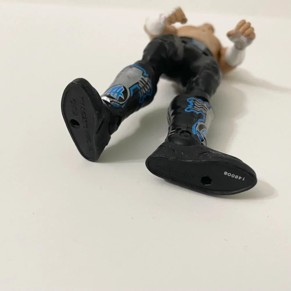 2010 WWF WWE Wrestler Matt Hardy 7 Inch Wrestling Action Figure Mattel - Picture 15 of 16